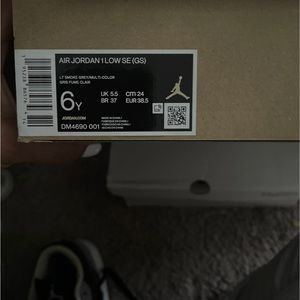 Air Jordan 1 low SE